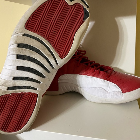 Jordan 12 “gym red” SZ 10 US - Picture 4 of 6